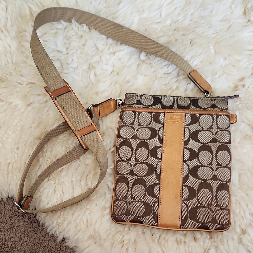 Vintage Coach Signature C Crossbody Bag Tan